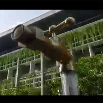 Peresmian Kran Air Kuningan Melayang Oleh Menteri Pekerjaan Umum